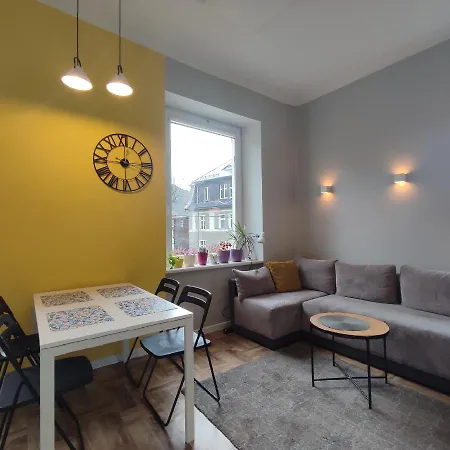 Krokus Apartment *